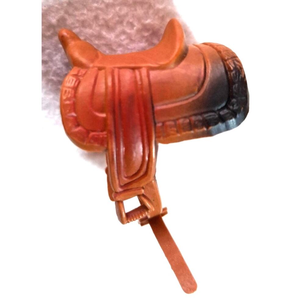 Vtg Miniature Toy Western Saddle Soft Flexible Rubber Tack Accessory Unbranded